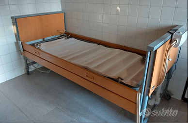 Letto elettrico per disabili e accessori