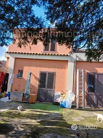 Casa singola con giardino a Santa Venerina