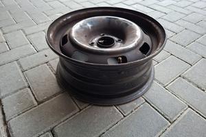 4 cerchi in acciaio da 15 pollici Peugeot 208