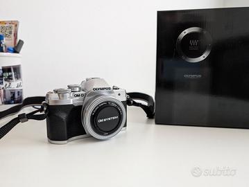 Olympus E-M10 Mark IV + pancake 14-42ez