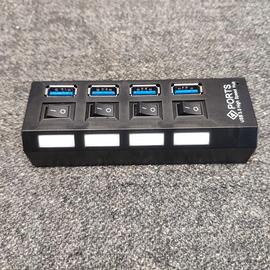 HUB usb a 4 uscite