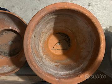 Ciotola e vaso in terracotta