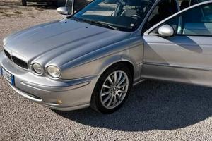 JAGUAR X-Type X400/6/7/8/9 - 2004