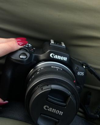 MACCHINA FOTOGRAFICA CANON EOSR50