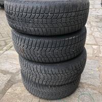 Pneumatici 215/65 R 16