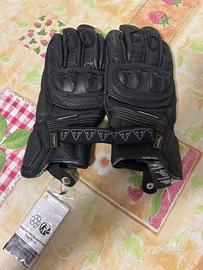 Guanti Triumph Raven