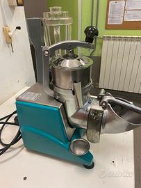 MACCHINA FRULLATORE TRITAGHIACCIO SPREMIAGRUMI