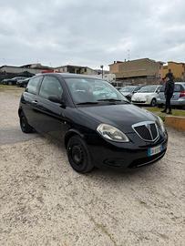 Lancia Ypsilon 1.2 Argento