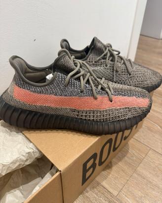 Yeezy Boost 350 V2 US 10 EUR 44