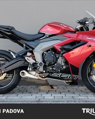 Triumph Daytona 660 - 2024