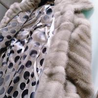 Splendida pelliccia di visone grigio