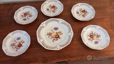 Piatti dipinti traforati