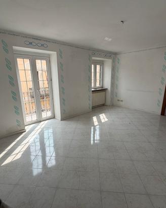 Appartamento giaveno centrale