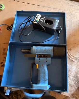 Rivettatrice gesipa accubird solo corpo macchina