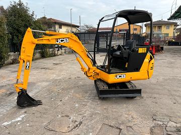 E161 Mini escavatore JCB 8015