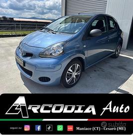 Toyota Aygo 1.0 12V VVT-i 5 porte Sol