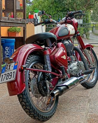 moto royal enfield classic 
