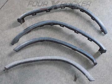 Parafanghini modanature Nissan Terrano 2 – Ford