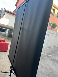 Telo per proiettore con tripiede