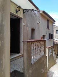 Casa a davoli sopra