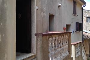 Casa a davoli sopra