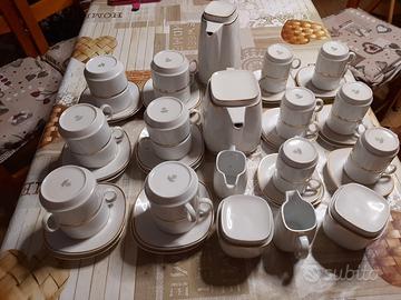 Servizio da tè e servizio da caffè 