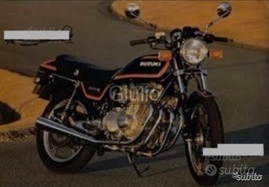 Suzuki gs 550 4 cilindri ricambi