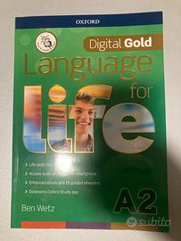 Libro scolastico di inglese