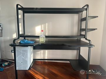 Scrivania da gaming IKEA FREDDE