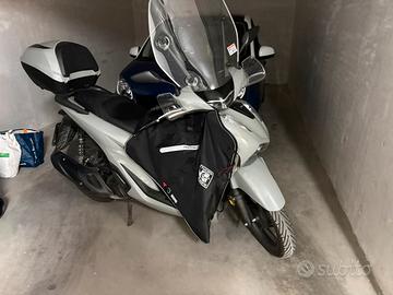 Coprigambe tucano sh 125 e 150 - R212x