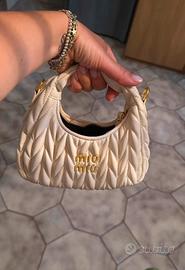 Borsetta miu miu