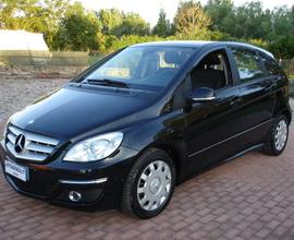 MERCEDES-BENZ B 180 CDI