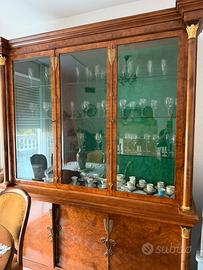 Armadio francese con illuminazione interna