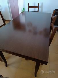 Tavolo in legno