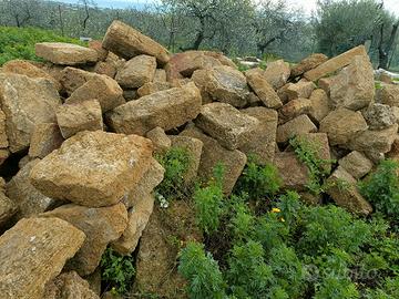 Pietra arenaria "Tabbia"