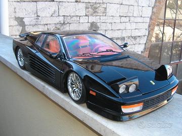 Pocher Koenig 1/8 Ferrari Testarossa nera (1) elab