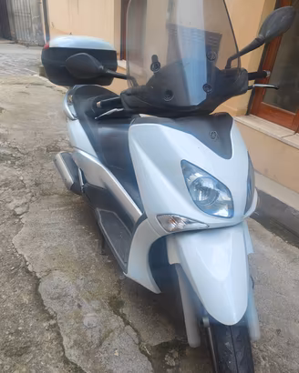 Scooter Yamaha Xcity 250.