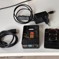 Raspberry Pi 4 Model B 4GB con case e cavi