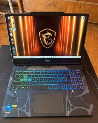 Laptop da Gaming Msi Cyborg 15 B2RWFKG