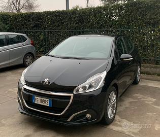 Peugeot 208 5p 1.6 bluehdi Allure 75cv