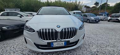 Bmw 2er Active Tourer 218d Luxury