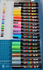 Pennarello Uniposca punta media PC-5M in set 6 col