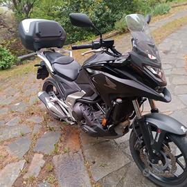 Honda NC750X 2023