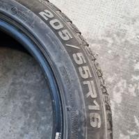 SET Gomme Invernali - 205/55 R16 - Momo Design