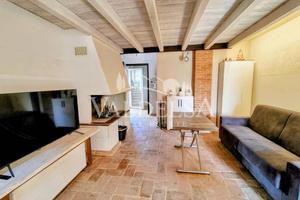 Casa indipendente di 60 m² con 3 locali e posto au