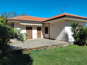 Villa indipendente,riservata e panoramica