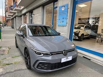 Volkswagen Golf GTI 2.0 TSI DSG PERFORMANCE