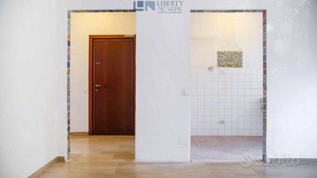 Appartamento di 54 m² con 2 locali e box auto a Mi - Altro