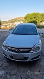 Opel Astra H 