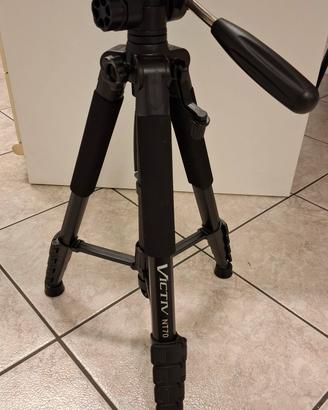 Cavalletto treppiede fotografico 